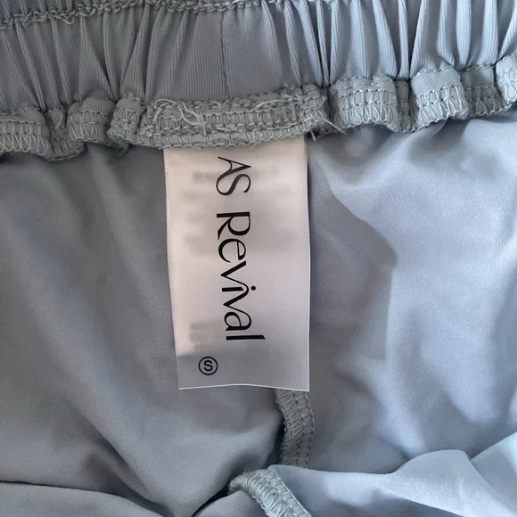 Altar’d State flowy shorts - Picture 3 of 4